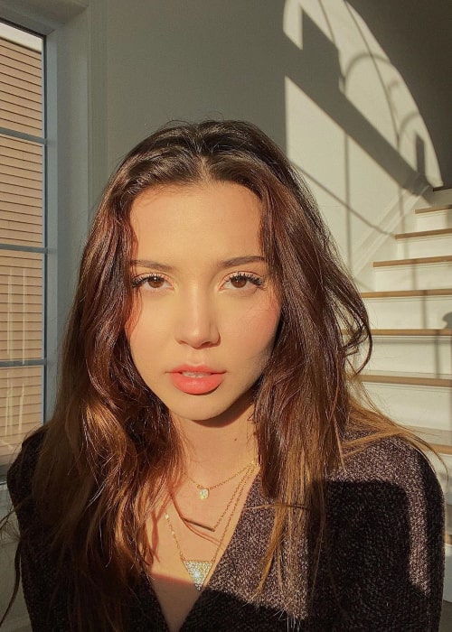Romina-Gafur-as-seen-in-a-sun-kissed-picture-in-April-2020