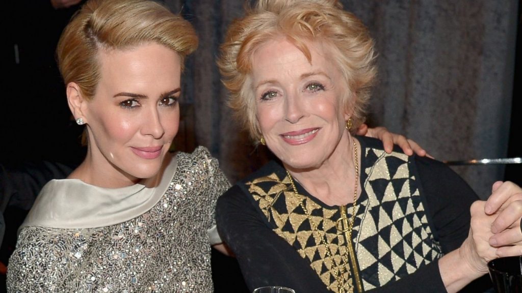 Holland Taylor Height, Weight & Body Measurements