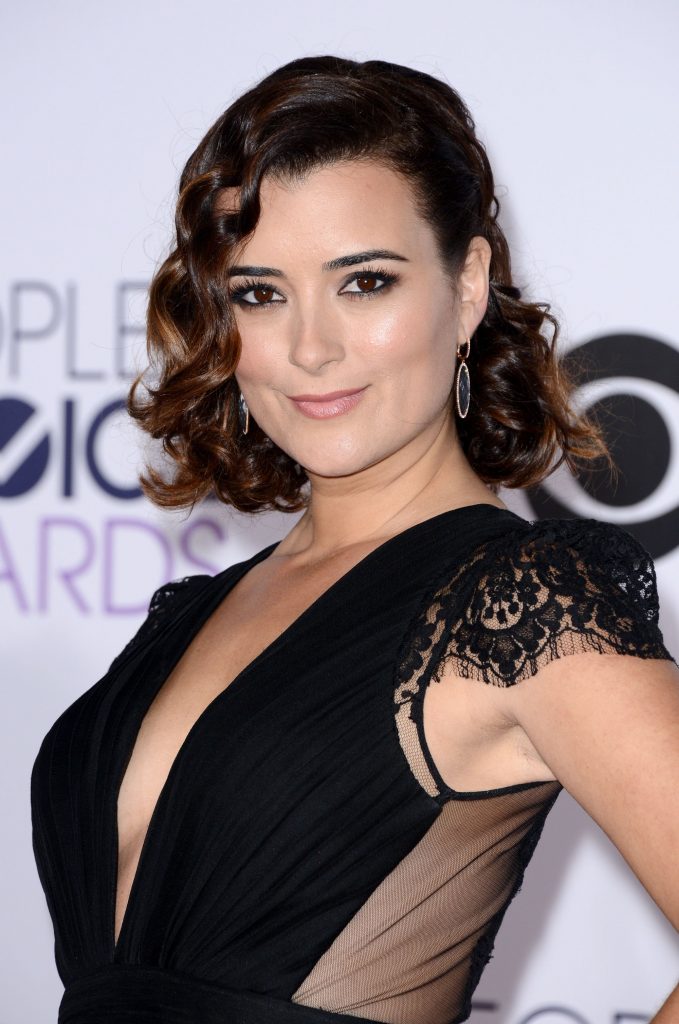Cote de Pablo Height, Weight and Body Measurements